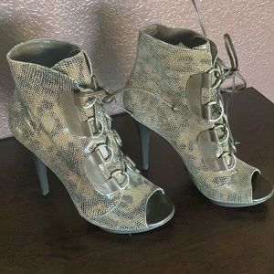 NWOT BCBGeneration Lace Up Booties